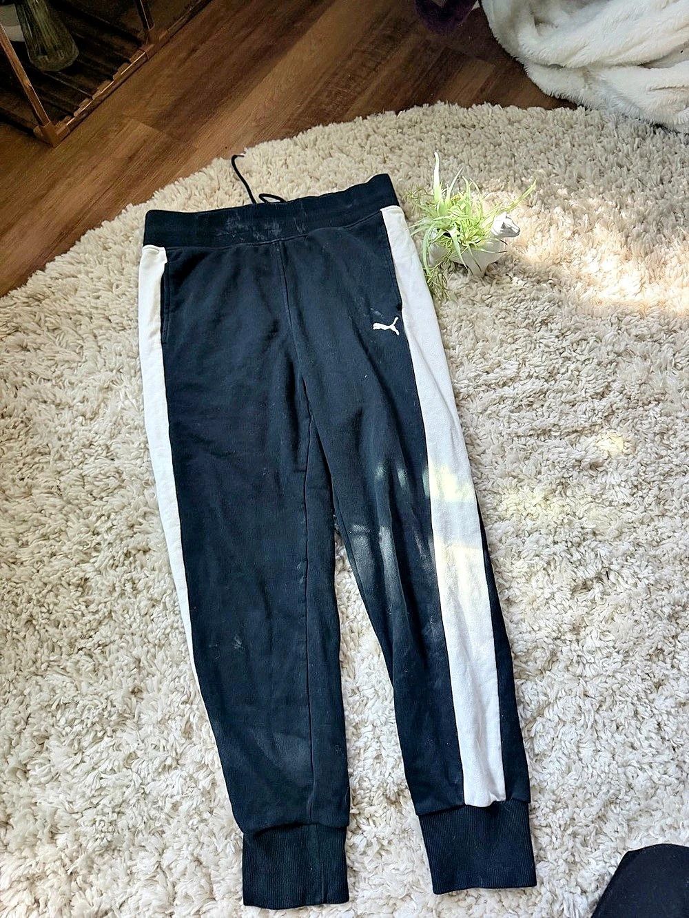 Puma Iconic T7 Track Pants women’s Large Black & White Joggers